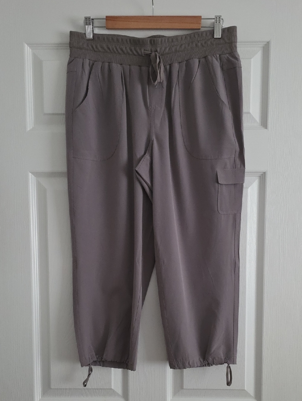 RBX Women's Taupe Drawstring Cargo Capris